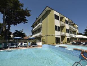 Hotel Diano Marina***