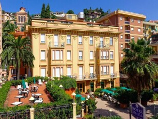 Hotel Careni Villa Italia***